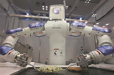 会做饭的机器人——还在为厨房浓重的油烟所烦恼?