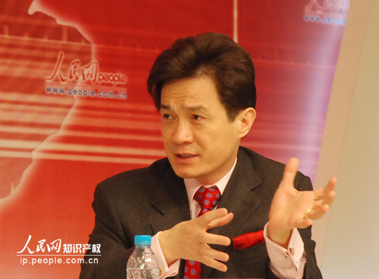 皮尔·卡丹日薄西山 海外并购要考虑含商标金